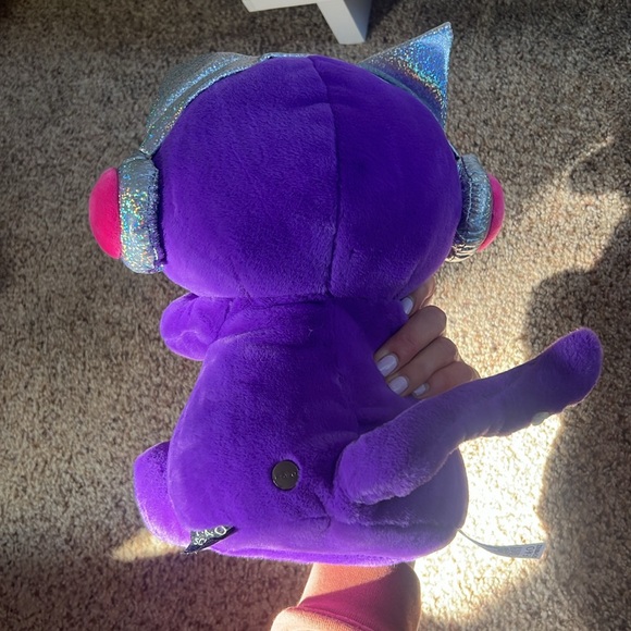 DJ Cat Plushie - Picture 2 of 2